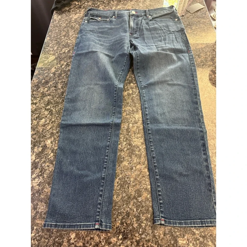 True Religion Geno Relaxed Slim Flap Jeans Men's 36x32 Autumn‎ Wash Blue NWT Red